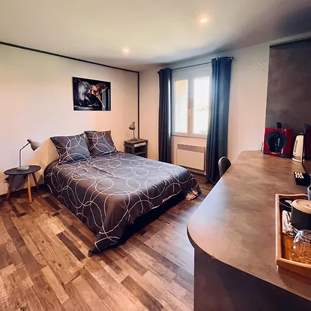La A Guest house Tourtour